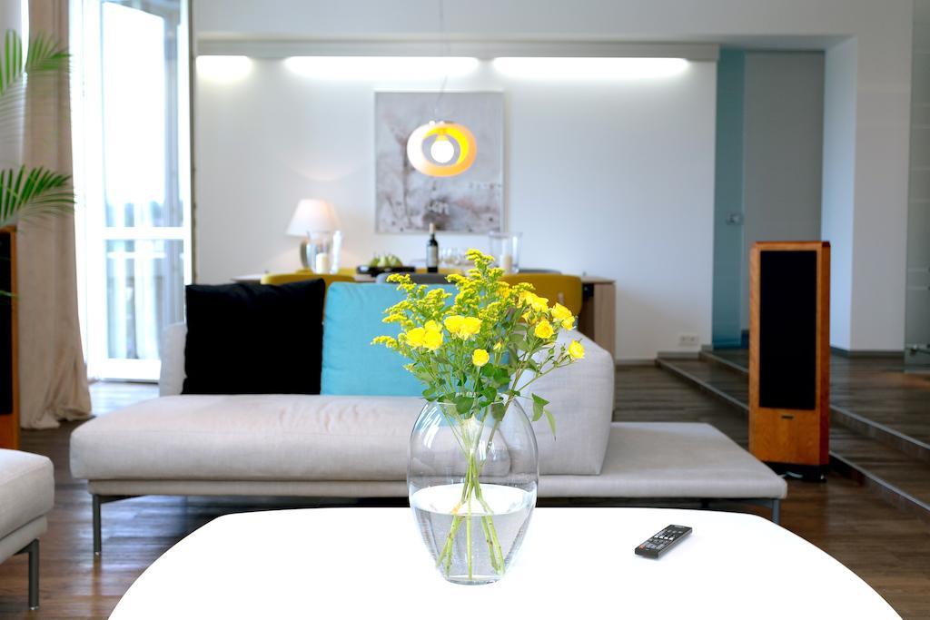 Vilnius Apartments & Suites - Gedimino Avenue ภายนอก รูปภาพ