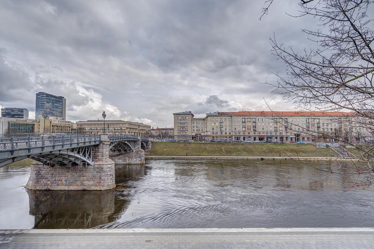 Vilnius Apartments & Suites - Gedimino Avenue ภายนอก รูปภาพ