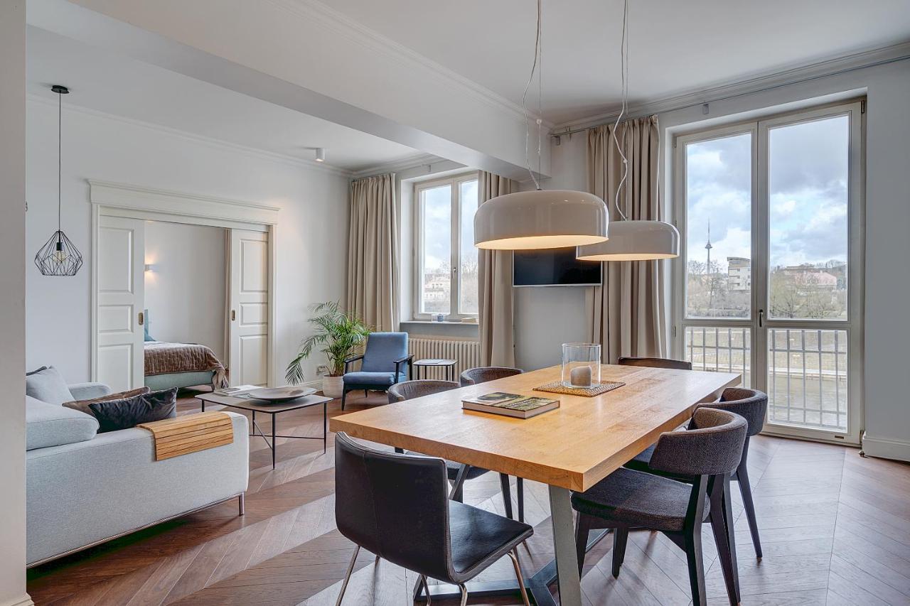 Vilnius Apartments & Suites - Gedimino Avenue ภายนอก รูปภาพ